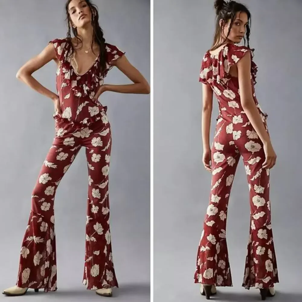 New! Free People AUSTYN brick red floral flaired‎ pant ruffle jumpsuit, size M
